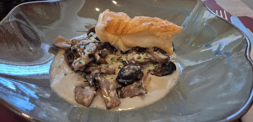 Claude Mangel_Le Chant des Cimes - Restaurant et location de Gîtes_Ventron_review