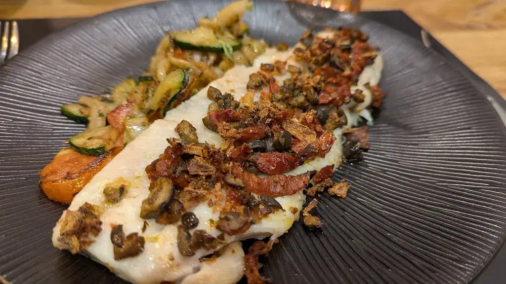 Véro Courtin_Entr'Potes_Saint-Martin-la-Plaine_recensione