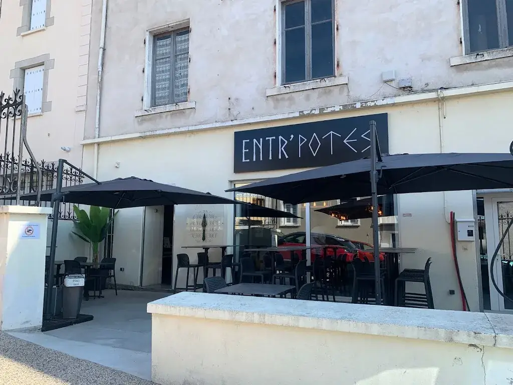 Entr'Potes restaurant in Saint-Martin-la-Plaine