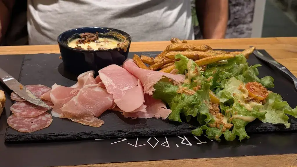 Entr'Potes_Saint-Martin-la-Plaine_slider_image_3