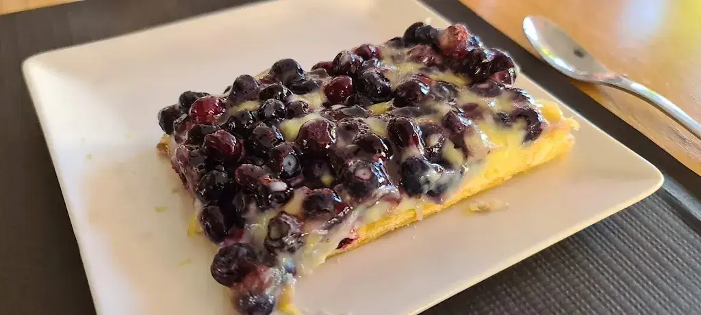 PETRESCU ROMULUS_Maison Duculty - Restaurant Boutique_Terrasse-sur-Dorlay_review