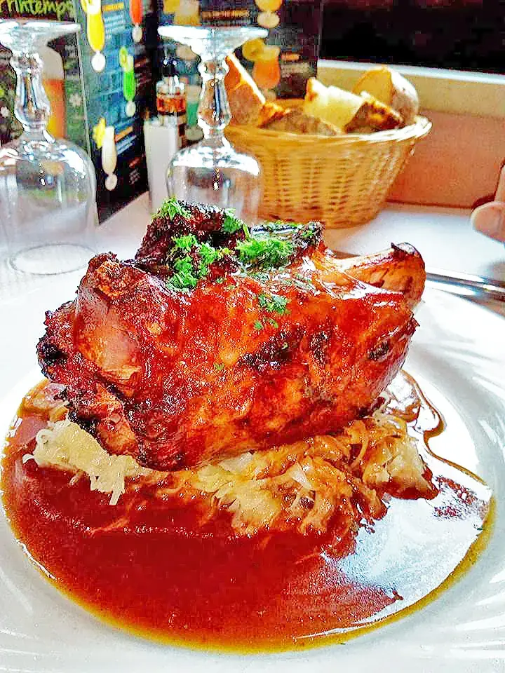 Restaurant s'Bronne Stuebel_Bernolsheim_slider_image_3