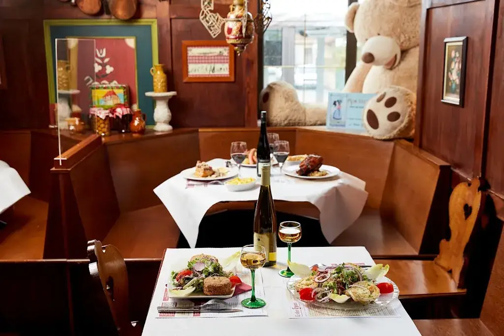 Ce Cher Hans_Vendenheim_slider_image_1