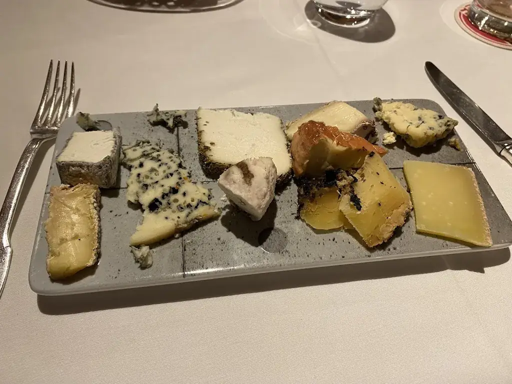 Mark Howie_Hôtel Au Boeuf Rouge_Niederschaeffolsheim_review