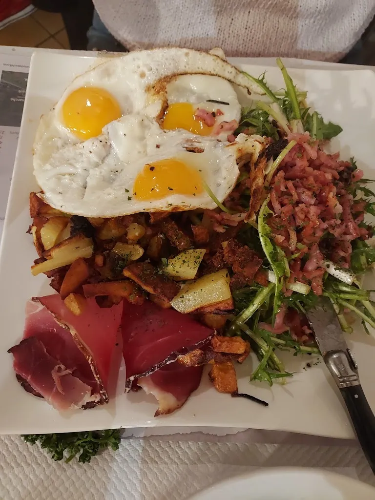 Auberge de la Ferme Em Vogels Hoft restaurant in Kriegsheim