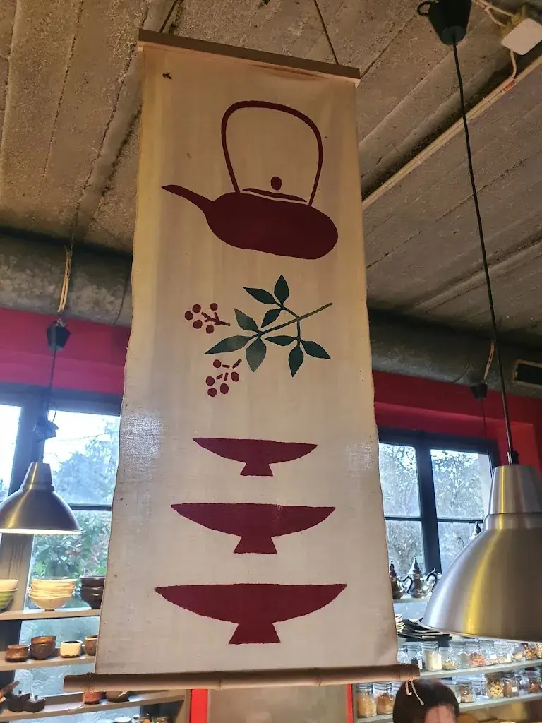 Sylvie Schwartz_L'Escalier - Le Jardin, la Table, les Gîtes, la Galerie_Brumath_review