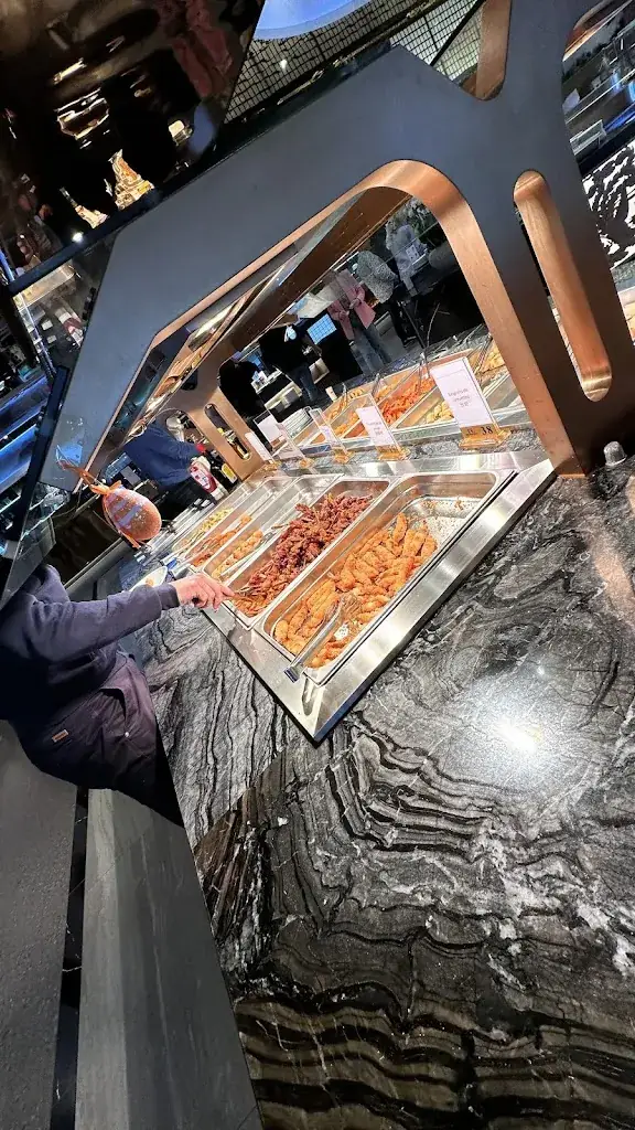 Ivan Ivanovic_Wok Palais Royal Restaurant_Bulle_review