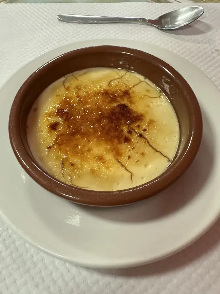 Isabel Van Genechten_Le Longchamp_Château-Porcien_review