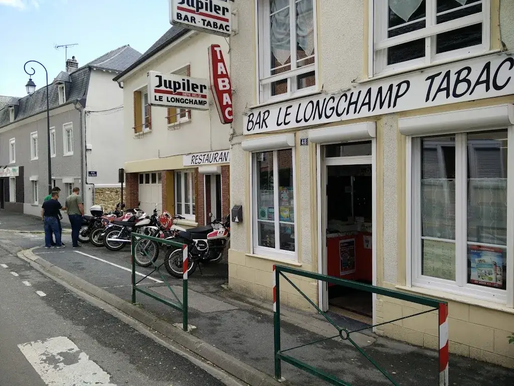 Le Longchamp_Château-Porcien_slider_image_1