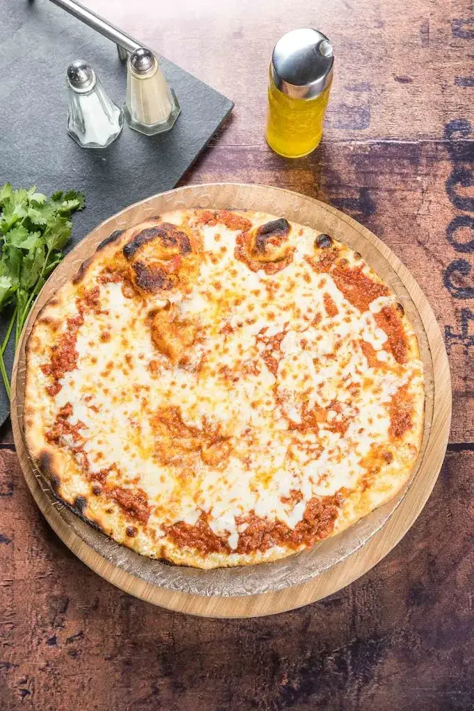 Kiosque à pizzas de Château Porcien le Val de Vence_Château-Porcien_slider_image_2