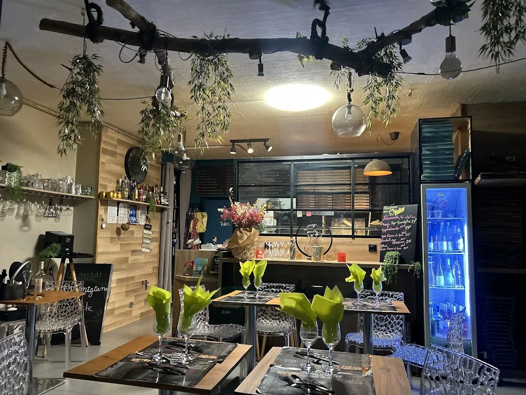 Charlotte Virmaud_Pizzeria Fontanella_Châtel-Saint-Germain_review