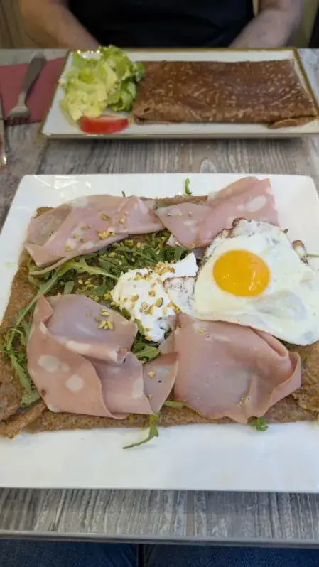 Isabelle Capdeville_Crêperie la Flambée_Allevard_review