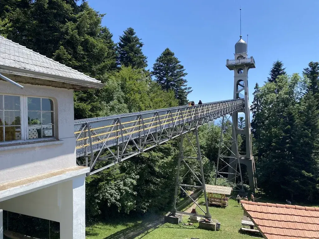 Clo_Chaumont_Neuchâtel_review