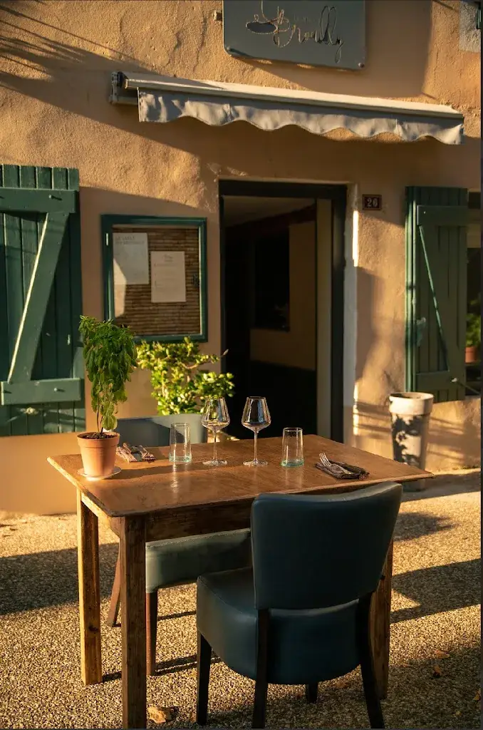 La Table du Brouilly_Saint-Lager_slider_image_2