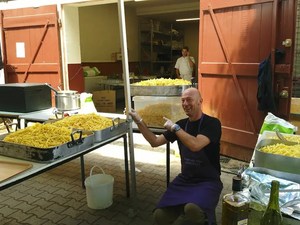 Les Grabottes restaurant in Charentay