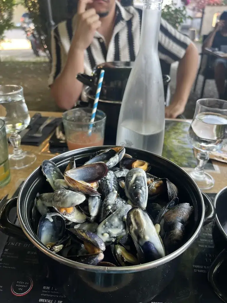 Floriane Bouchard_Chez Maxime_Charantonnay_recensione