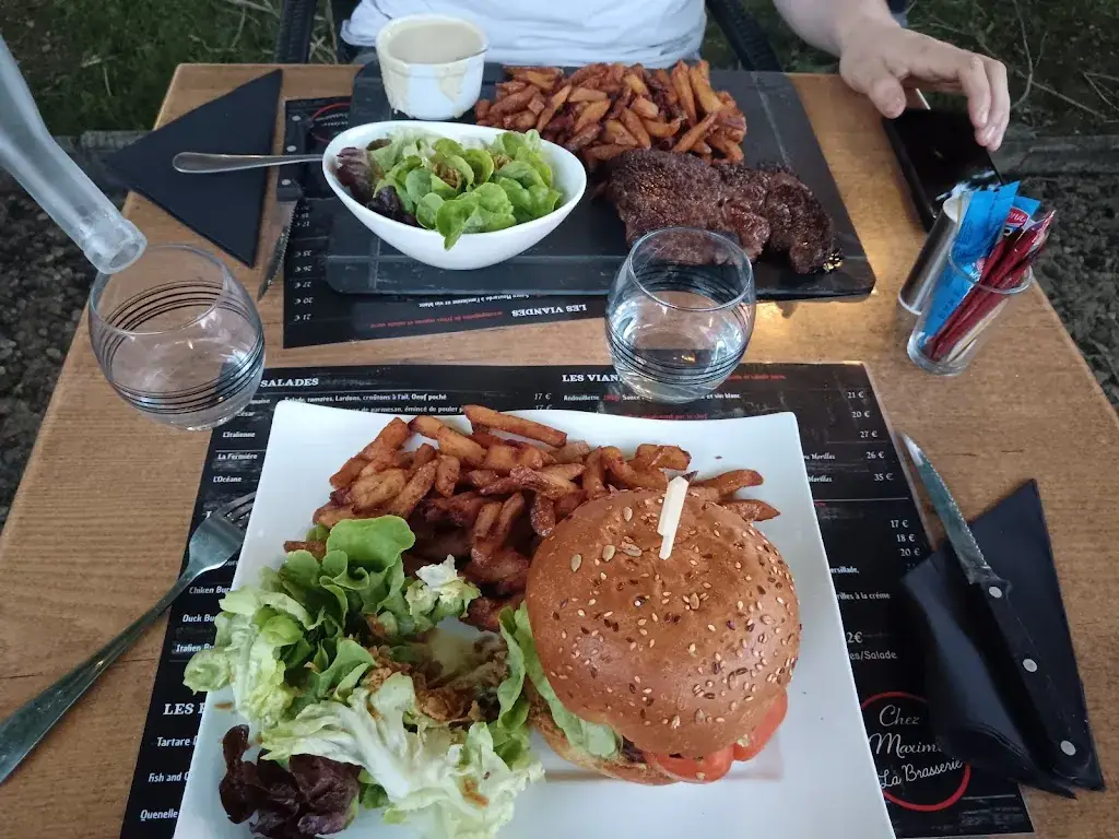 Chez Maxime_Charantonnay_slider_image_3