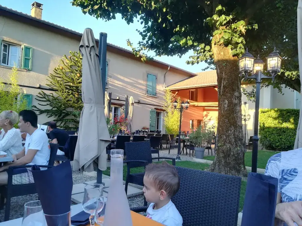 Red Shaddow_La Petite Fontaine_Charantonnay_review