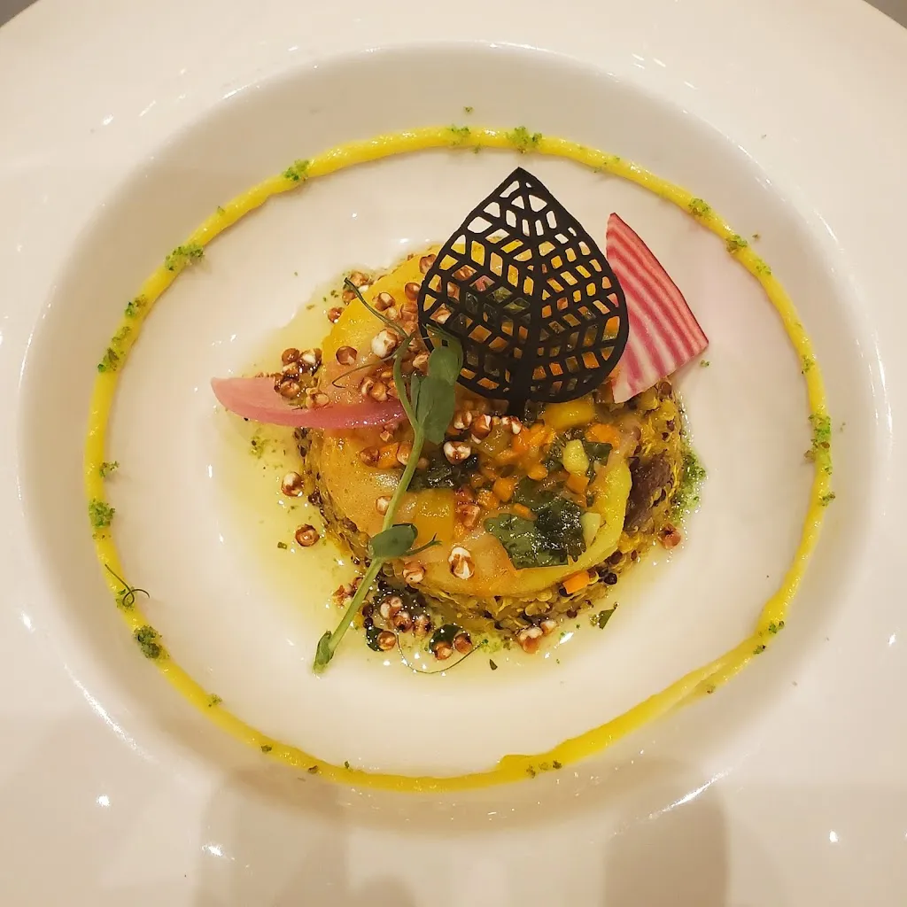 Gaëlle Madusso_Le Bruit qui Cour_Saint-Georges-d'Espéranche_review