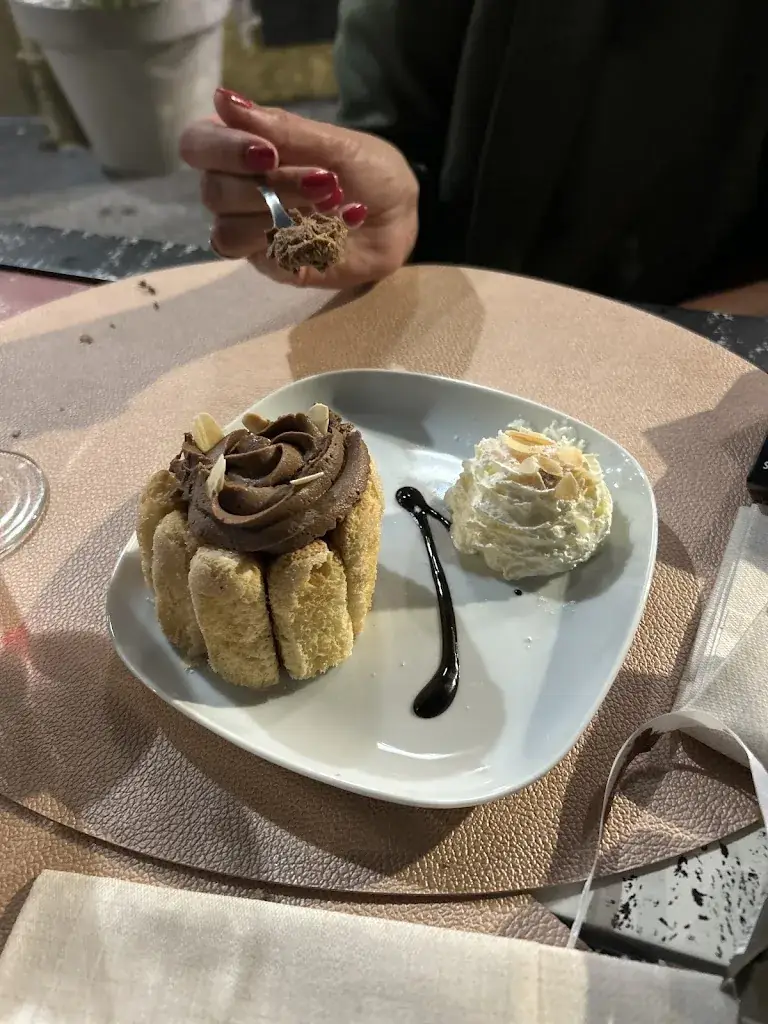 Lucien david_Châtillon-sur-Marne_slider_image_3