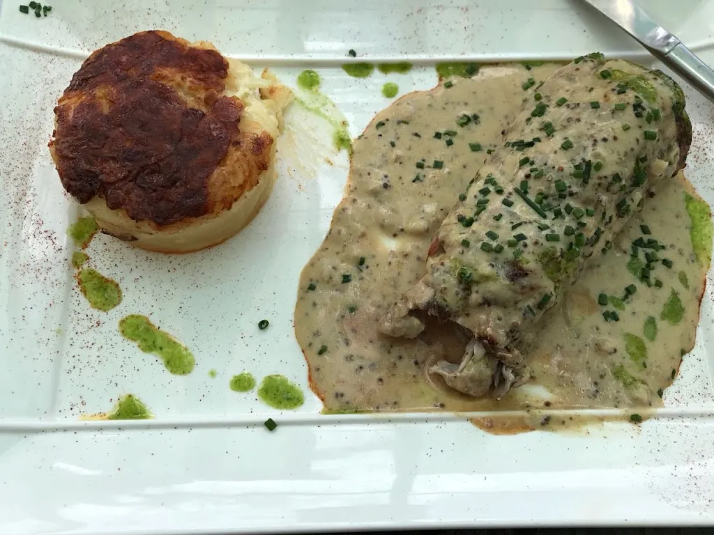 Bernhard Klintworth_Le Moulin Carré_Châtillon-sur-Marne_review