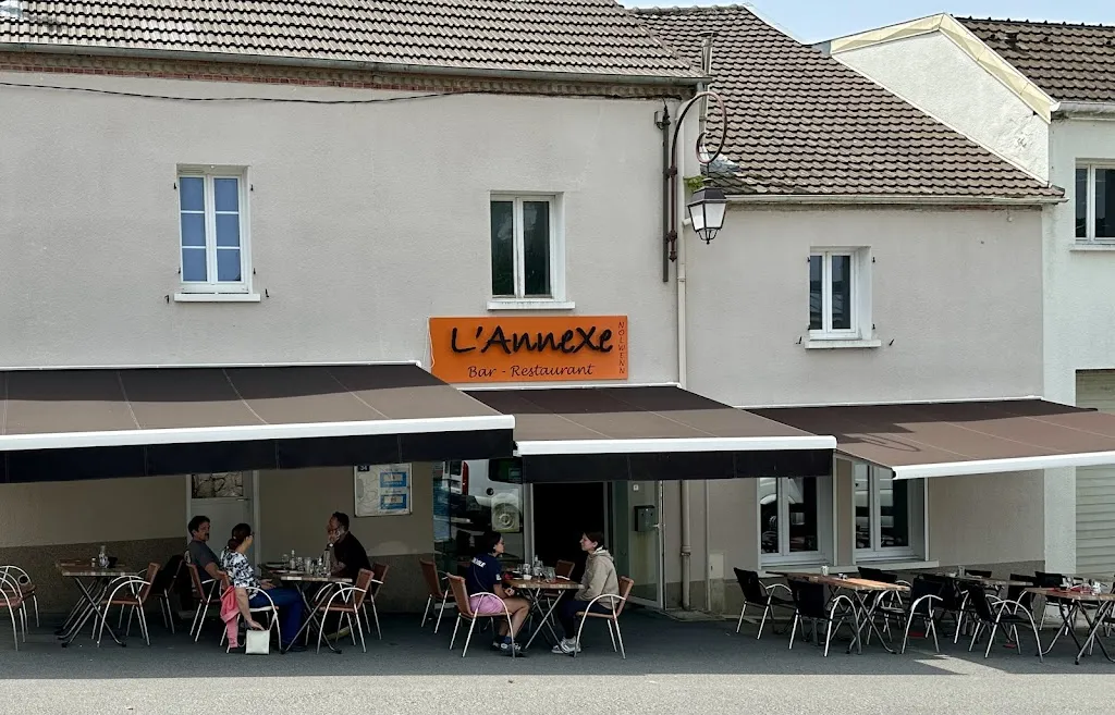 Jean Paul Lucat_L' Annexe_Cœur-de-la-Vallée_review