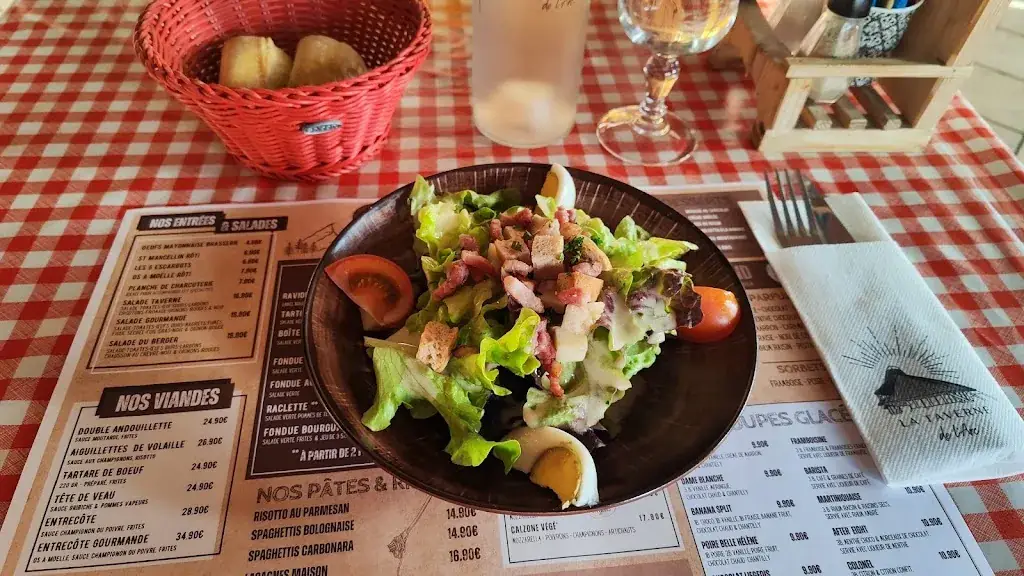 Deyan Marinov_La Taverne de l'Arc_Bourgneuf_review