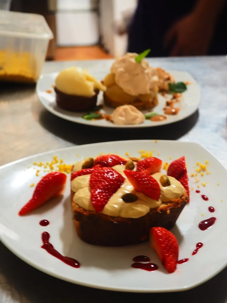 LaCaz Restaurant_Chauvigny_slider_image_2