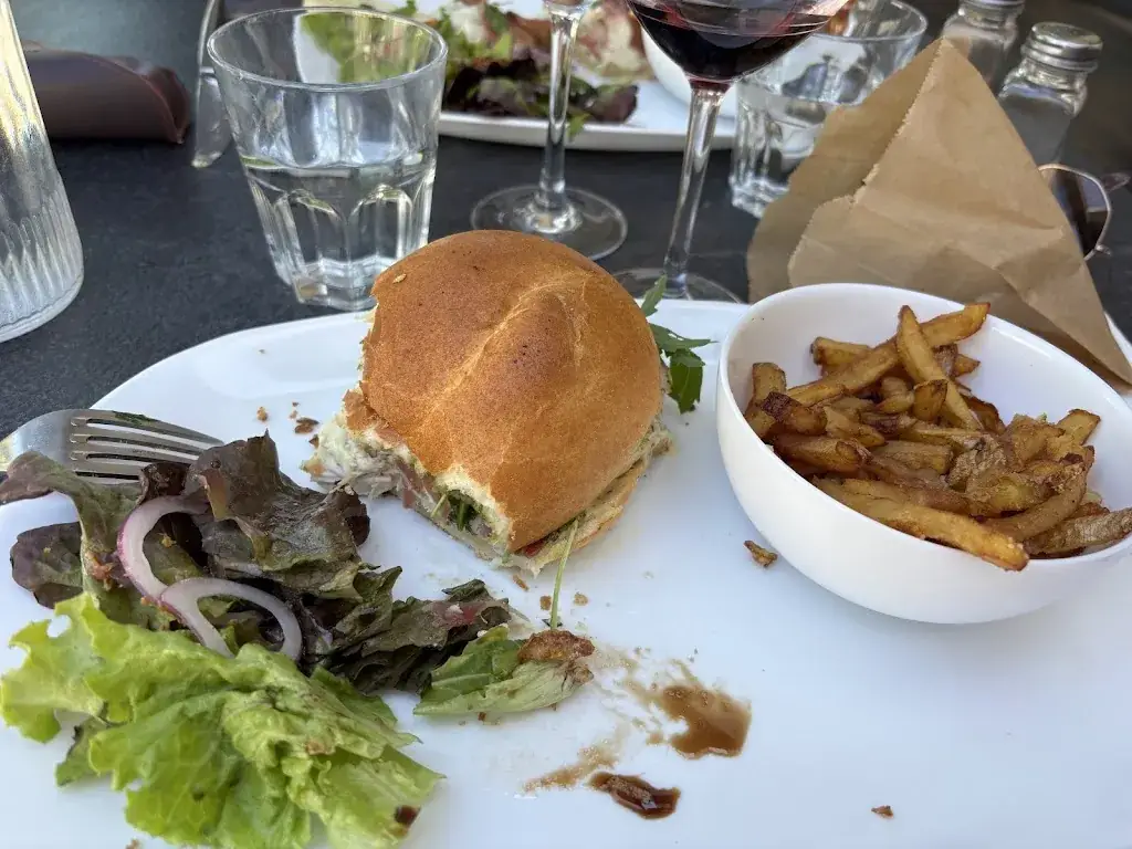 Le Gaston_Chauvigny_slider_image_3