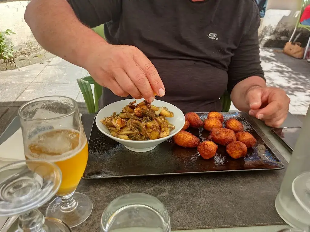 Menu_Restaurant l'Escale_Châteauneuf-les-Bains_image_1