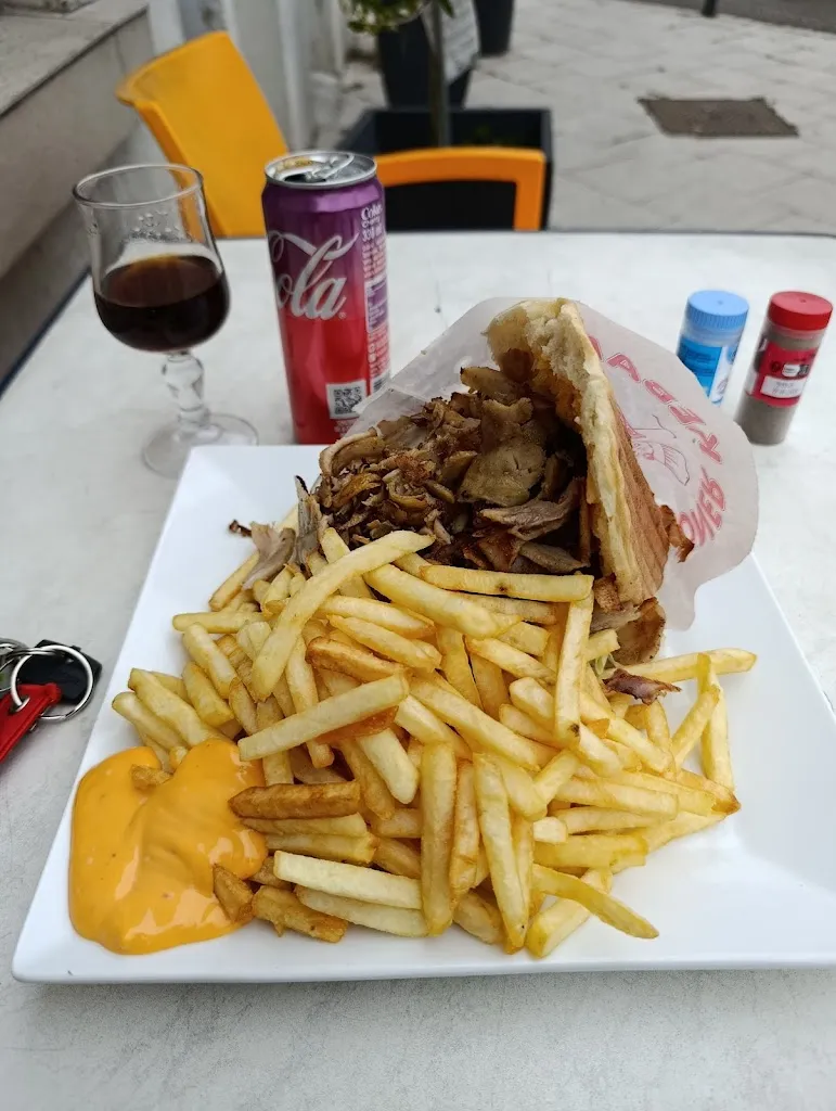 florent delorme_Sıla melek Restorant - 55 CLERMONT EN ARGONNE_Clermont-en-Argonne_recensione