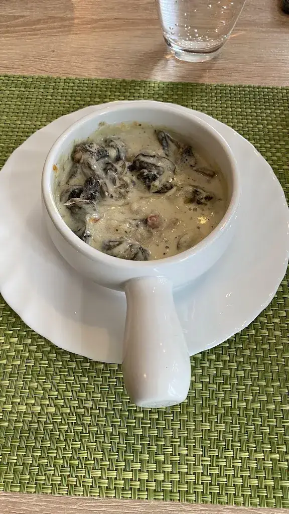 Anaïs B_Chez Mozzart Est La_Varennes-en-Argonne_review