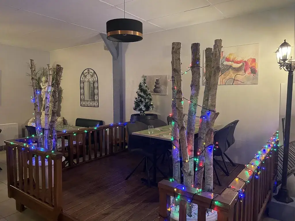 Jonathan CHAMPION_Chez Mozzart Est La_Varennes-en-Argonne_review