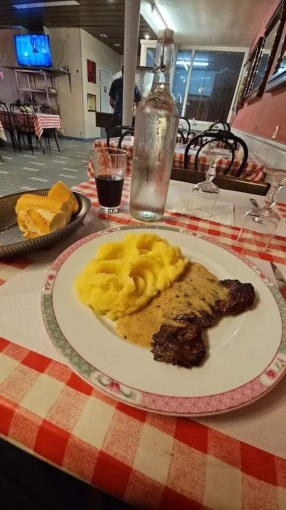 Stuart Stephen_Le Relais De Connantray_Connantray-Vaurefroy_review