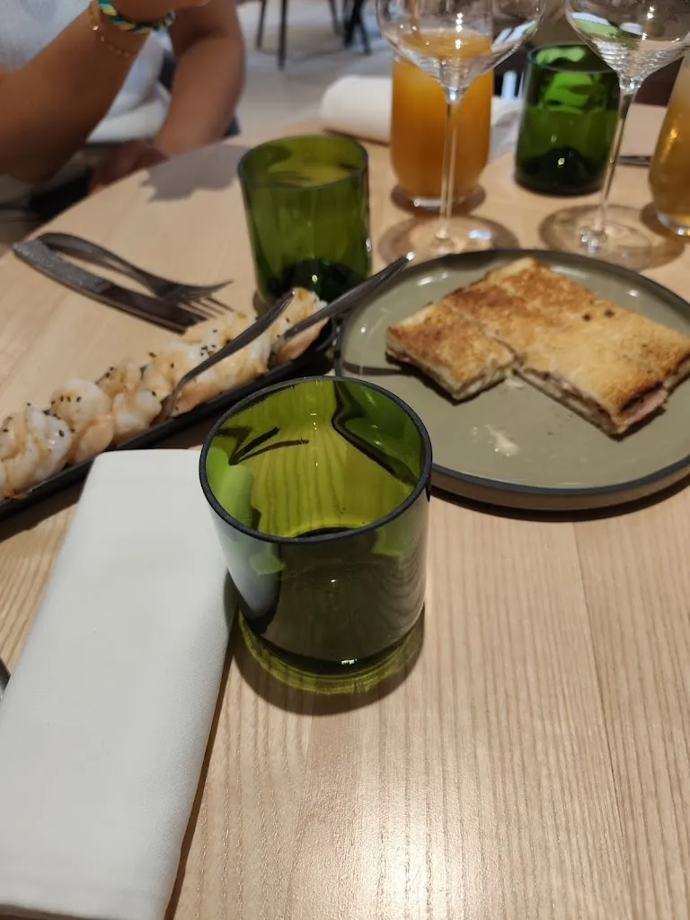 Sevagro 7626_Restaurant 1906_Chanos-Curson_review