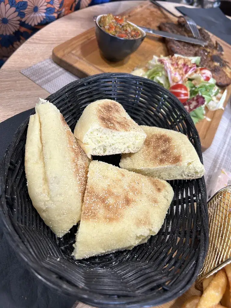 Nasser Belabbaci_Made In_Clouange_review