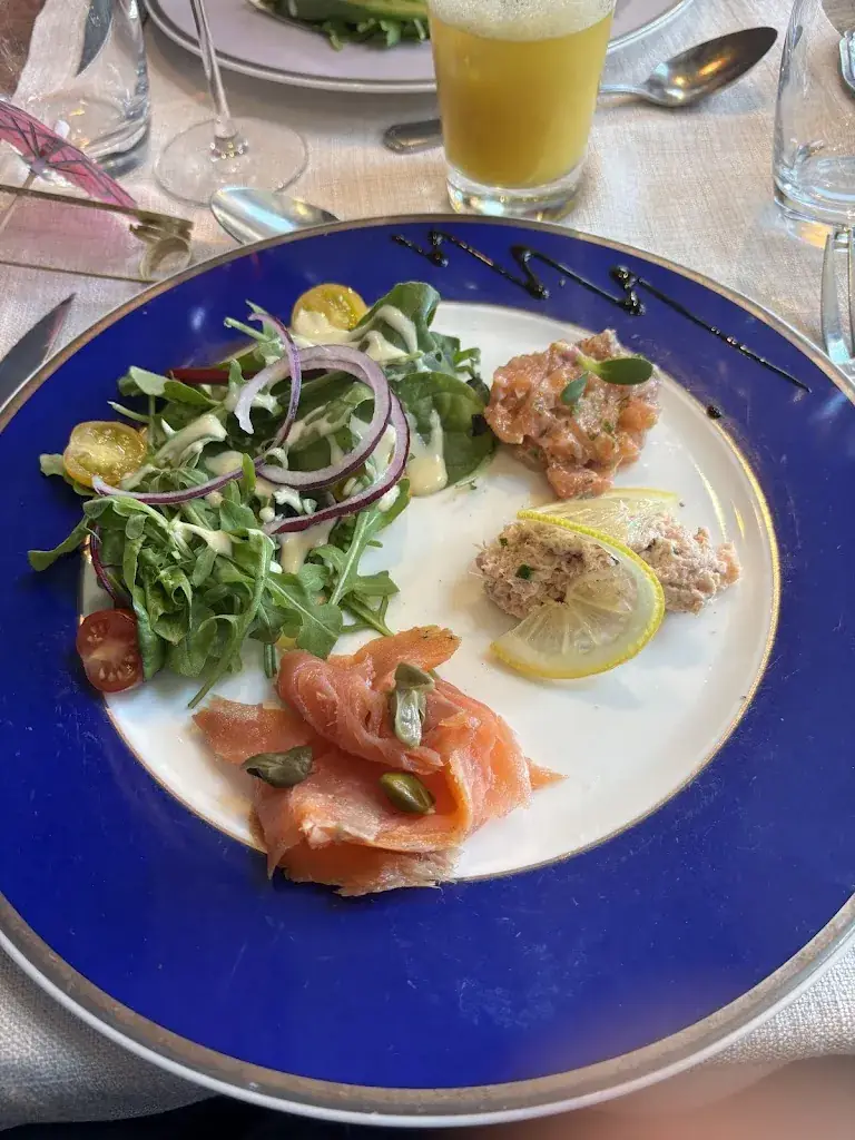 KiraXxTv Officiel_LES CHATELMINÉS RESTAURANT & KOTA-GRILL_Bresse_review