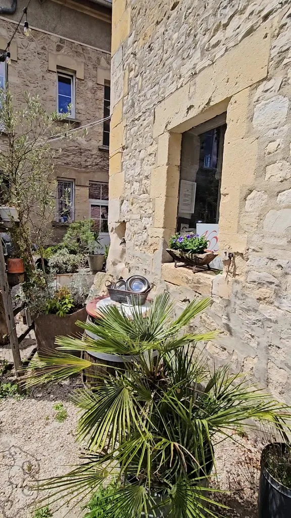 Beth Wernham-Kemp_La Grange aux Couleurs SAS - La Grange en Champagne_Hermonville_Bewertung