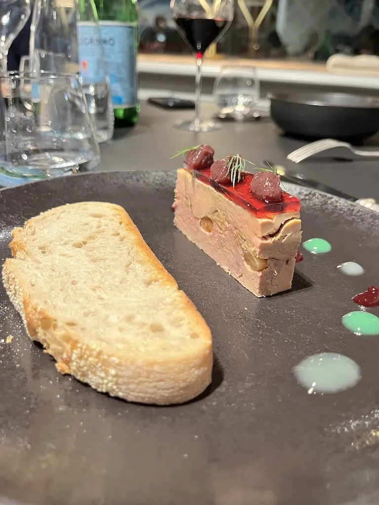 Maud Hu_Les Temps Changent_Châlons-en-Champagne_review