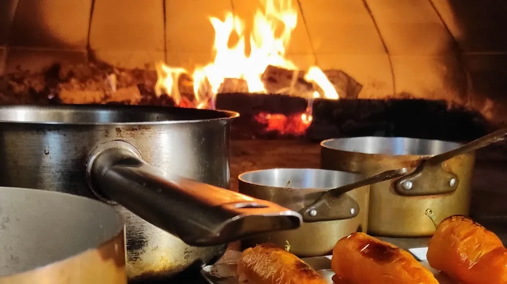 La Poule Grasse_Chantemerle-les-Blés_slider_image_2