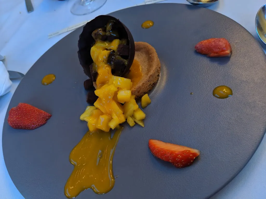 Chan Huang_Les Caudalies_Châlons-en-Champagne_recensione