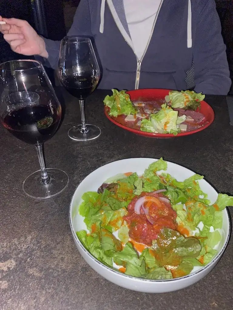 Sophie Hogg_Gaston Chalons-en-Champagne_Châlons-en-Champagne_review