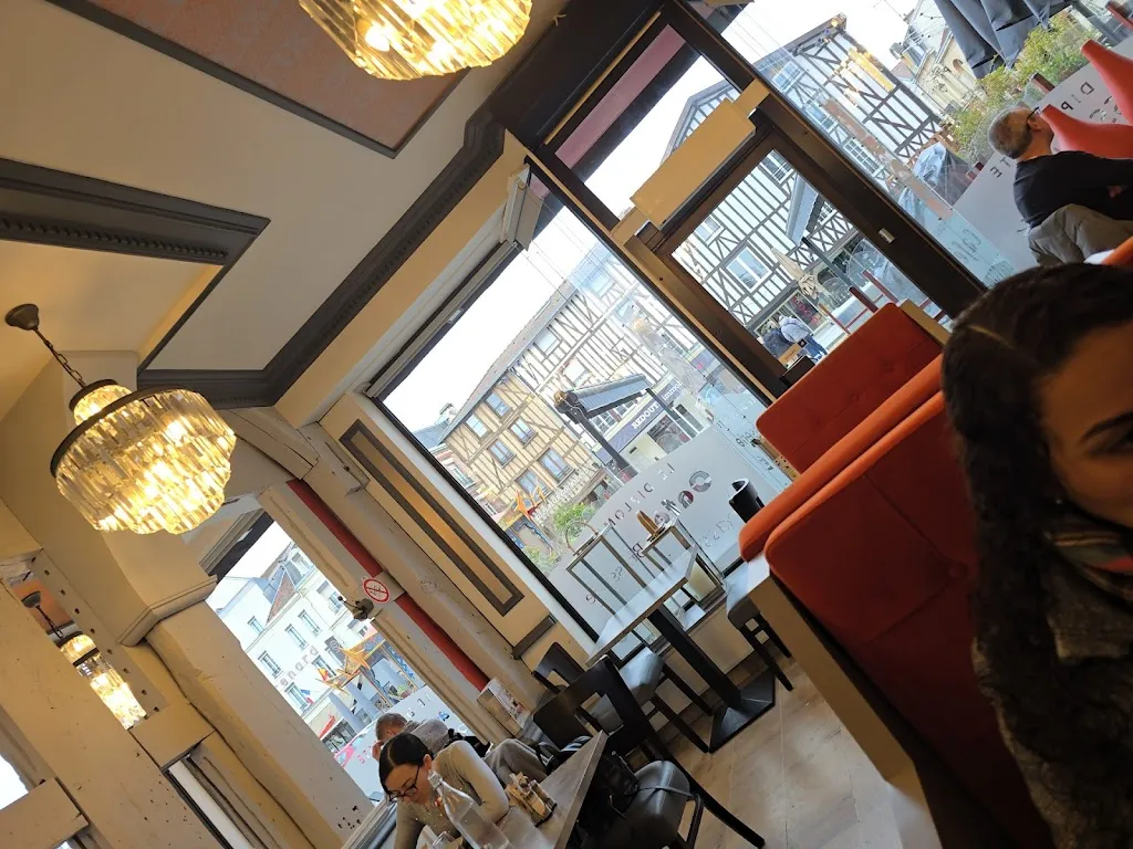 Les San_Le Diplomate_Châlons-en-Champagne_review