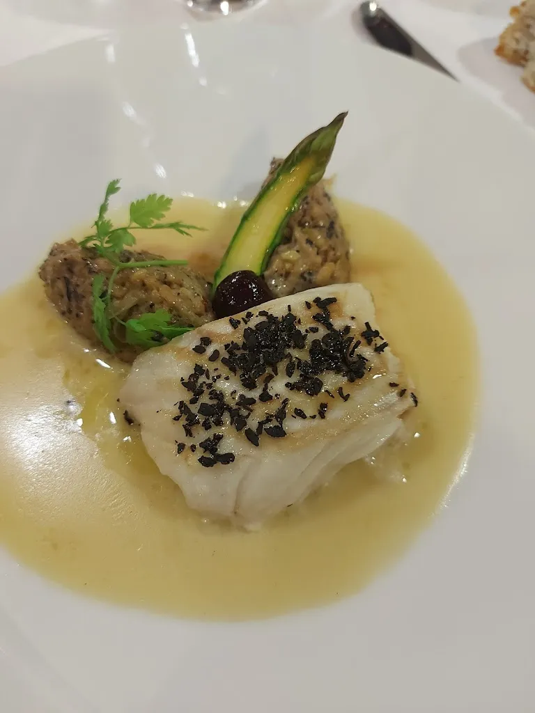 Le Chardonnay_Châlons-en-Champagne_slider_image_3