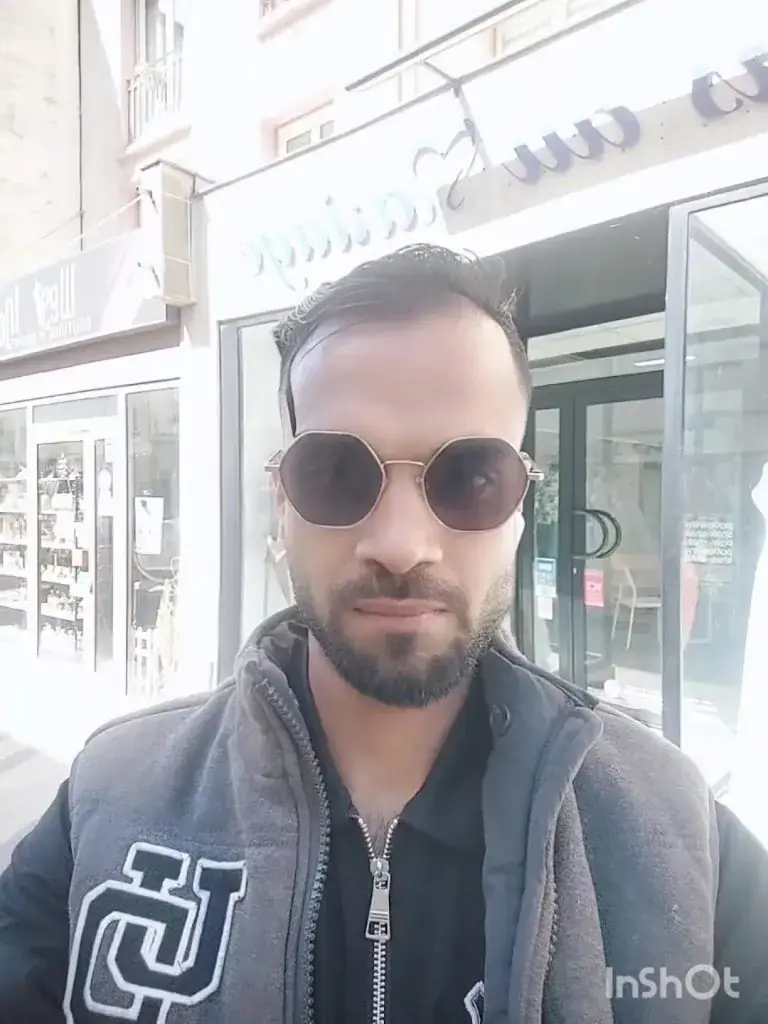 Shahidur Alom khan_FarmHouse_Châlons-en-Champagne_review