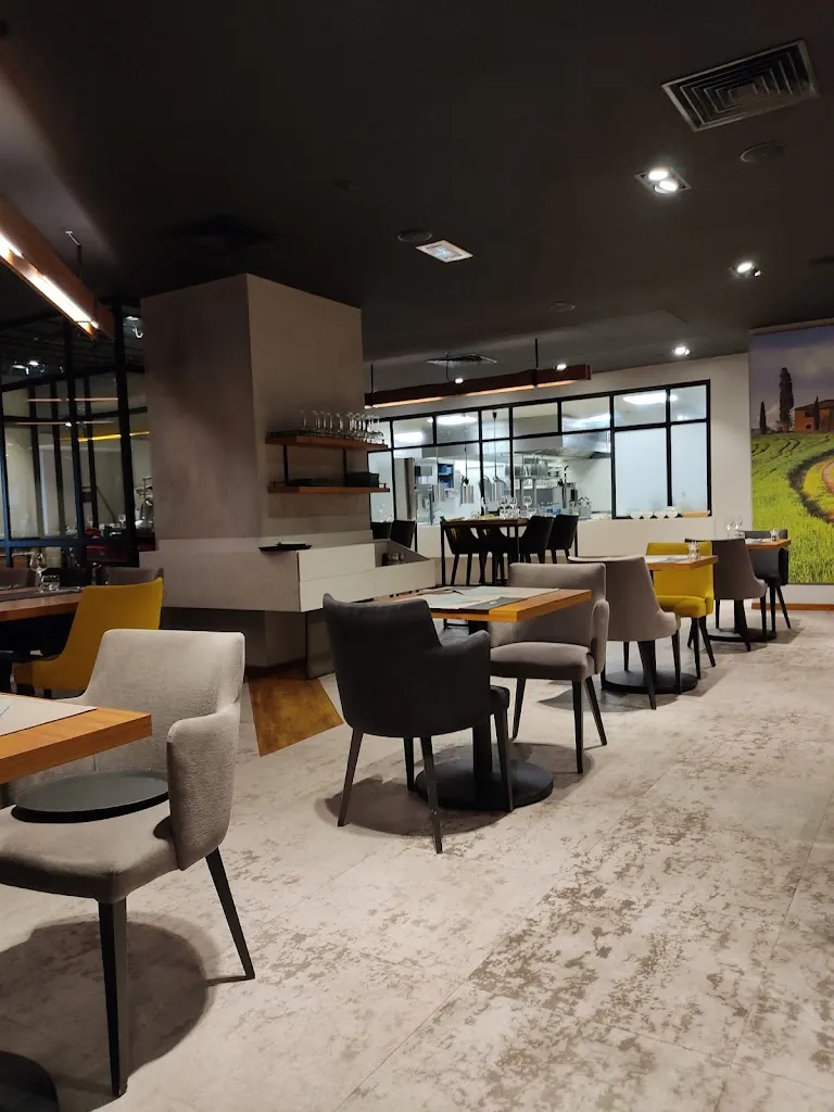 La Table MAGAZZINO restaurant in Creutzwald