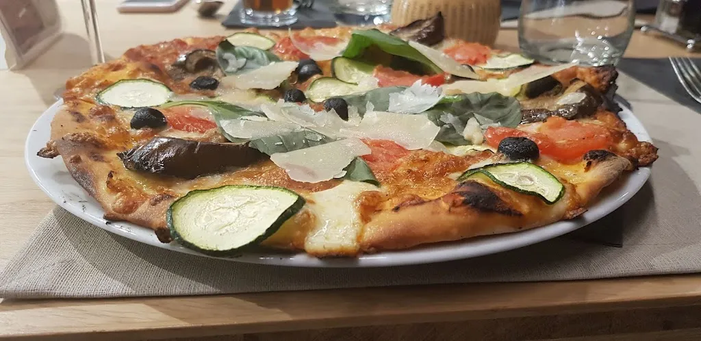 La Table MAGAZZINO_Creutzwald_slider_image_2