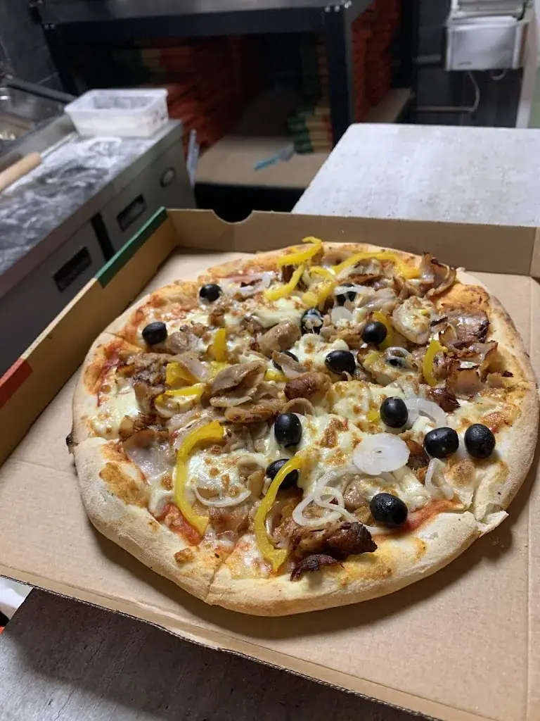 Jethro_Courti Pizza_Courtisols_review