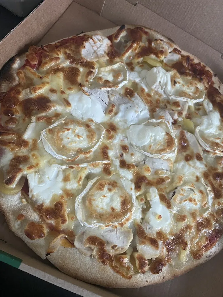 annette martin_Vroum Pizza_Courtisols_reseña