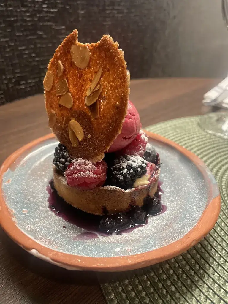 Assemblage Cave et Fourneaux_Tournon-sur-Rhône_slider_image_2